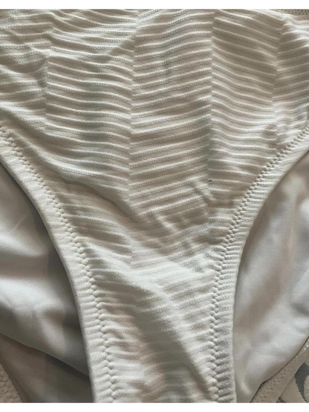Shade & Shore Women’s White Textured Mid-rise Bikini Bottoms -L - Picture 3 of 4